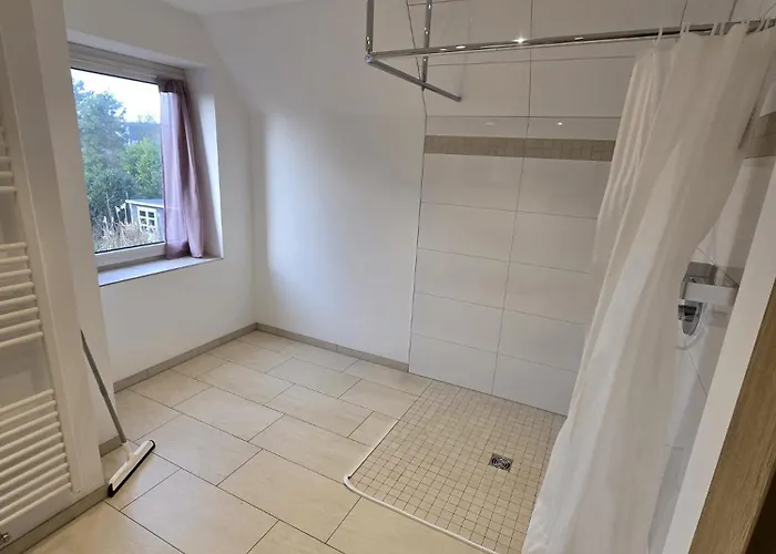 Grosszuegiges Mit Eigenem Bad Séjour chez l'habitant *